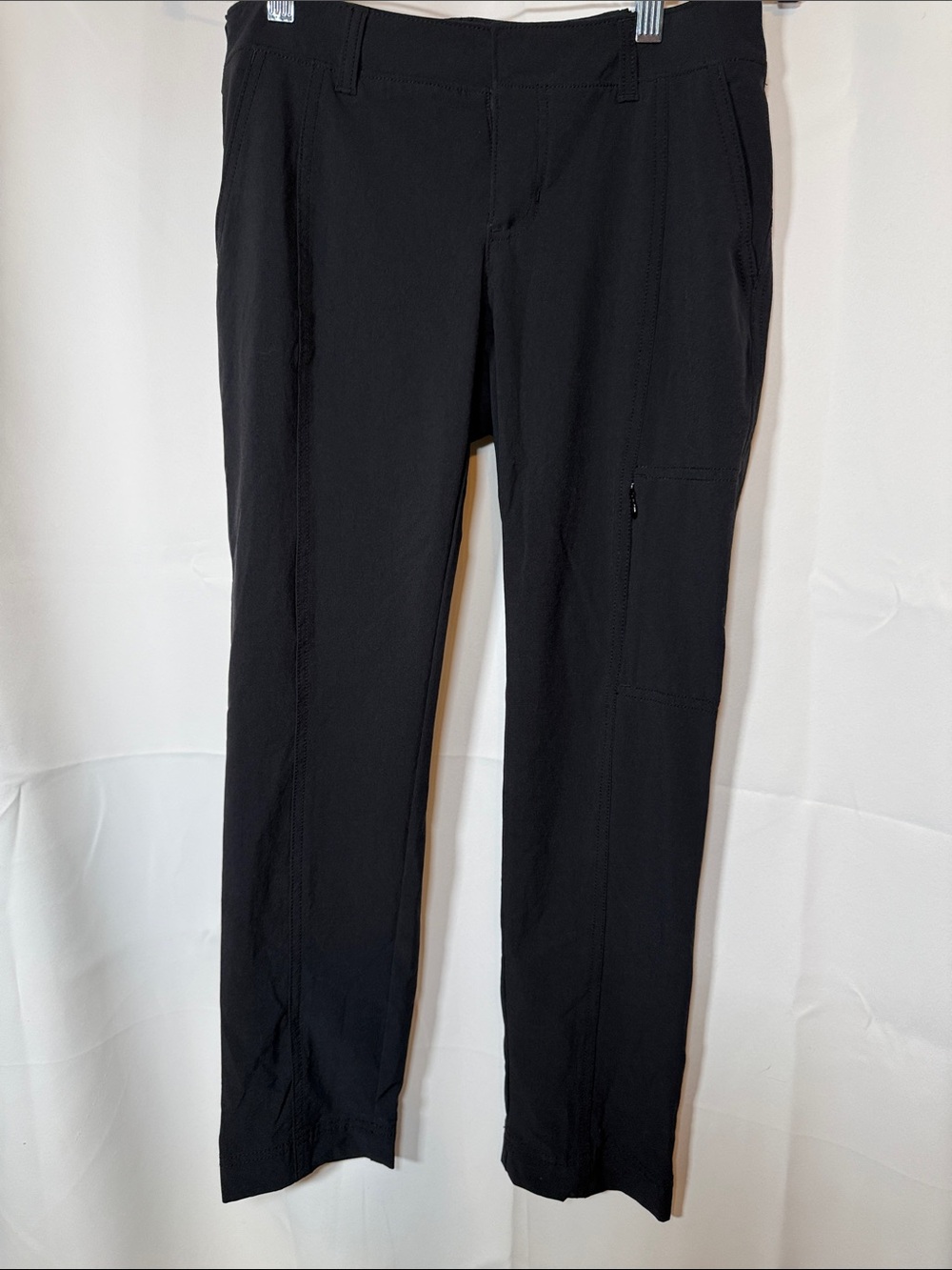Athleta Black Cargo Performance Pants size 4